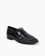 Minimalist City-ready Suede Loafers for Daily Commutes