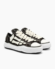womens-daily-commute-edgy-bones-canvas-sneakers