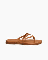 Casual-Beach-Day-Minimal-Strappy-Flat-Sandals-5