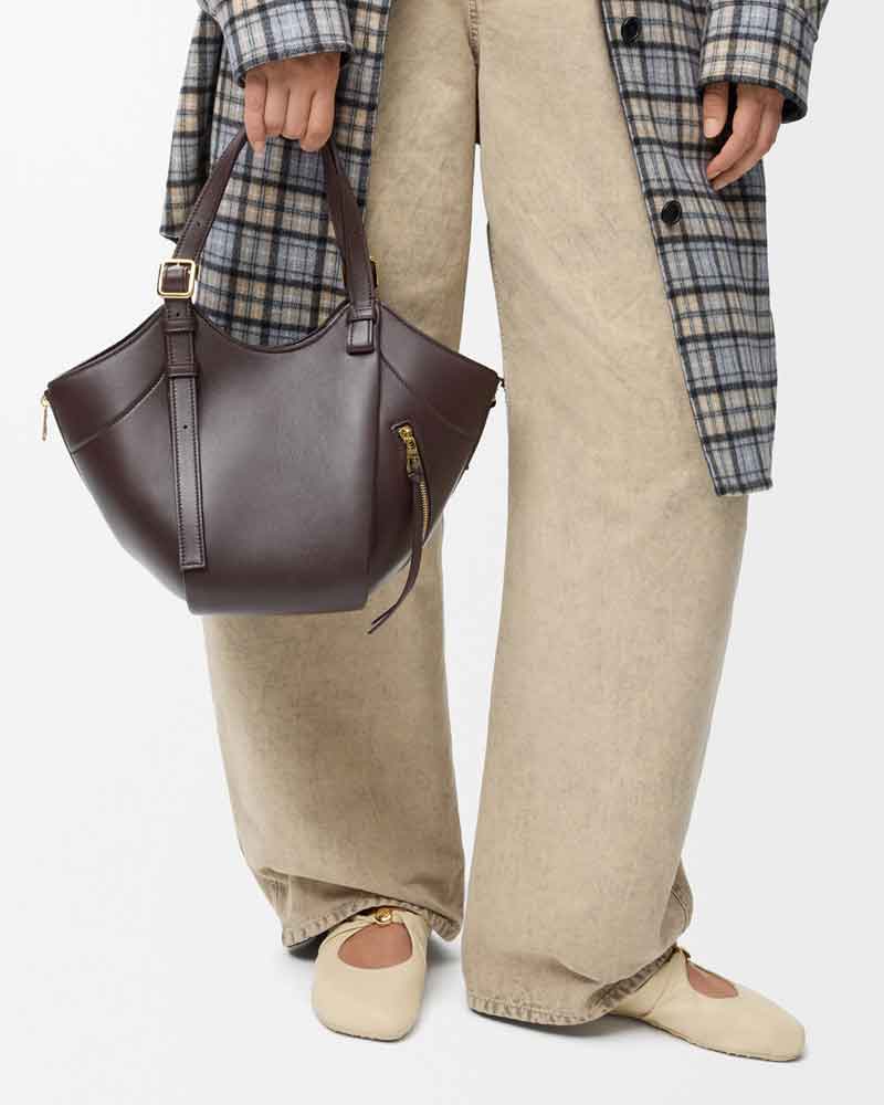 women-s-city-travel-cowhide-hammock-bag