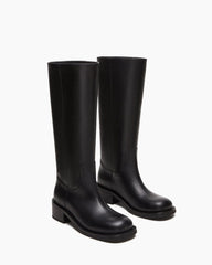 womens-airport-outfit-sophisticated-tall-square-toe-boots