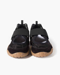 womens-airport-outfit-comfortable-lightweight-ballerinas