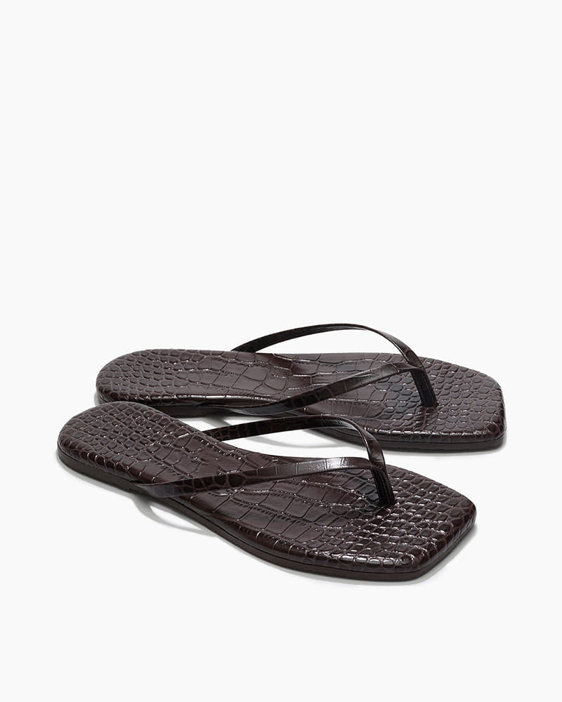 Twilight-Stroll-Croc-Textured-Platform-Slingback-Mules-10