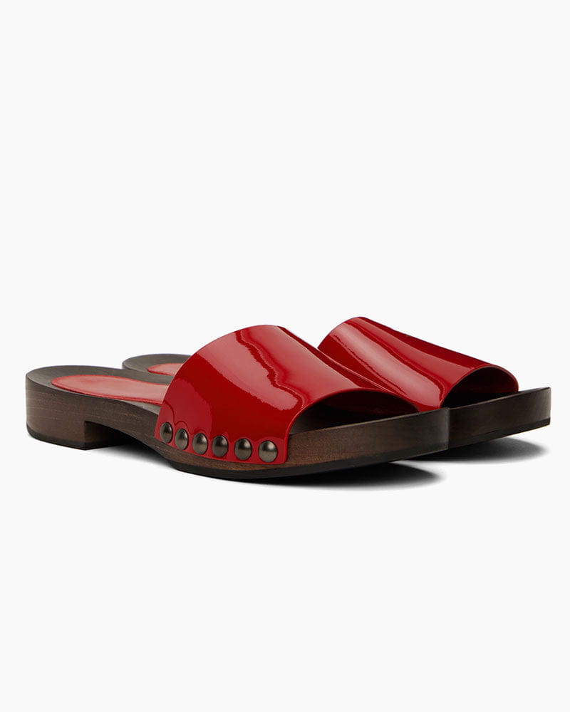 womens-seaside-holiday-bold-patent-leather-clogs
