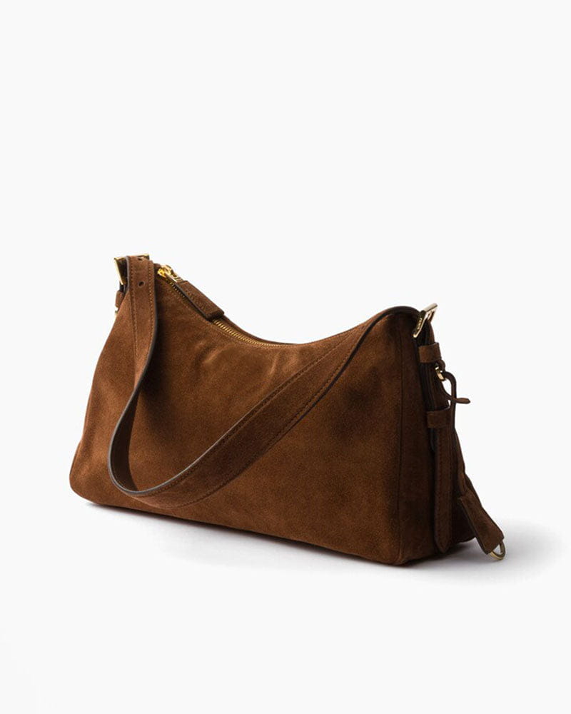 womens-travel-outfit-comfortable-suede-shoulder-bag
