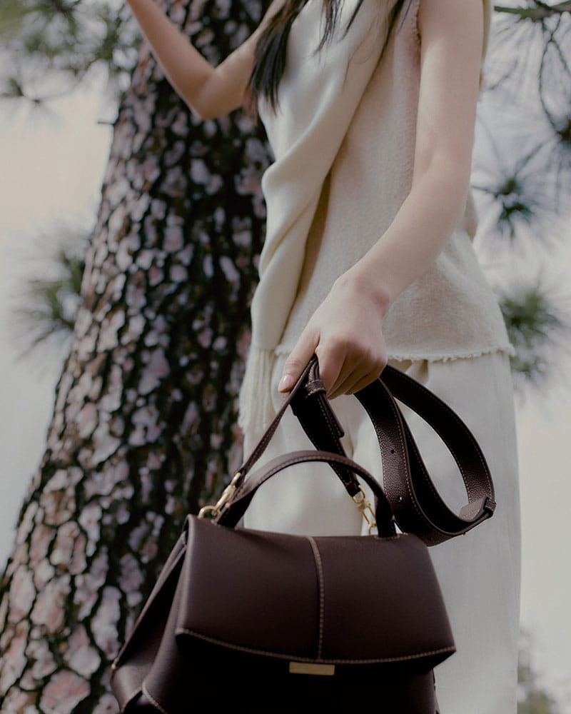 Compact-Urban-Outing-Textured-Crossbody-Companion-20