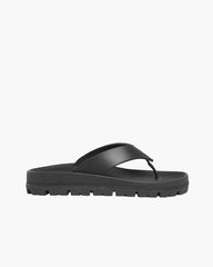 womens-gym-performance-comfortable-rubber-lug-sole-slides