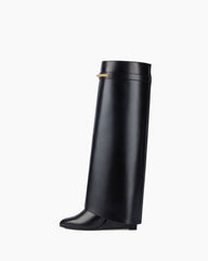 Women's Modern Wide-Shaft Boot For Everyday Urban Look