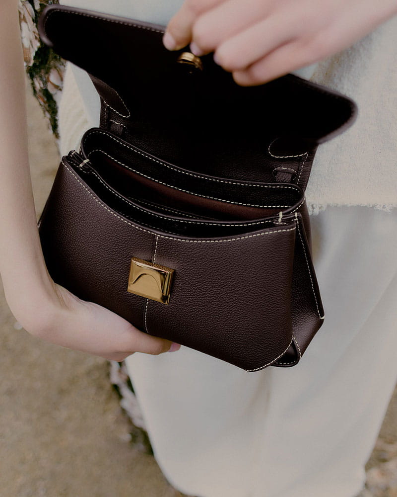 Compact-Urban-Outing-Textured-Crossbody-Companion-19