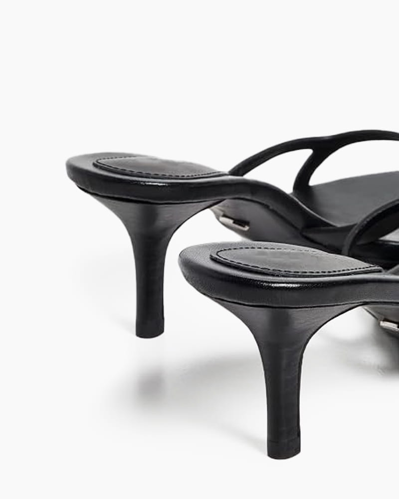 Evening-Stroll-Minimal-Black-Heeled-Sandal-3