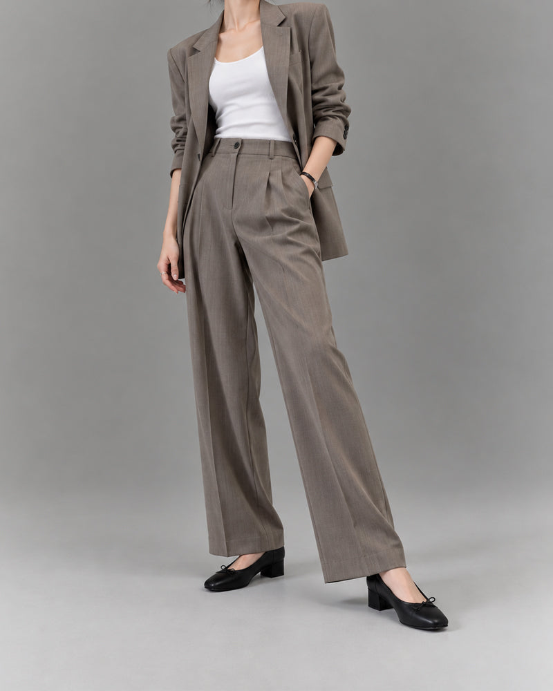 City-Stroll-Leather-Bow-Pumps-With-Block-Heels-1