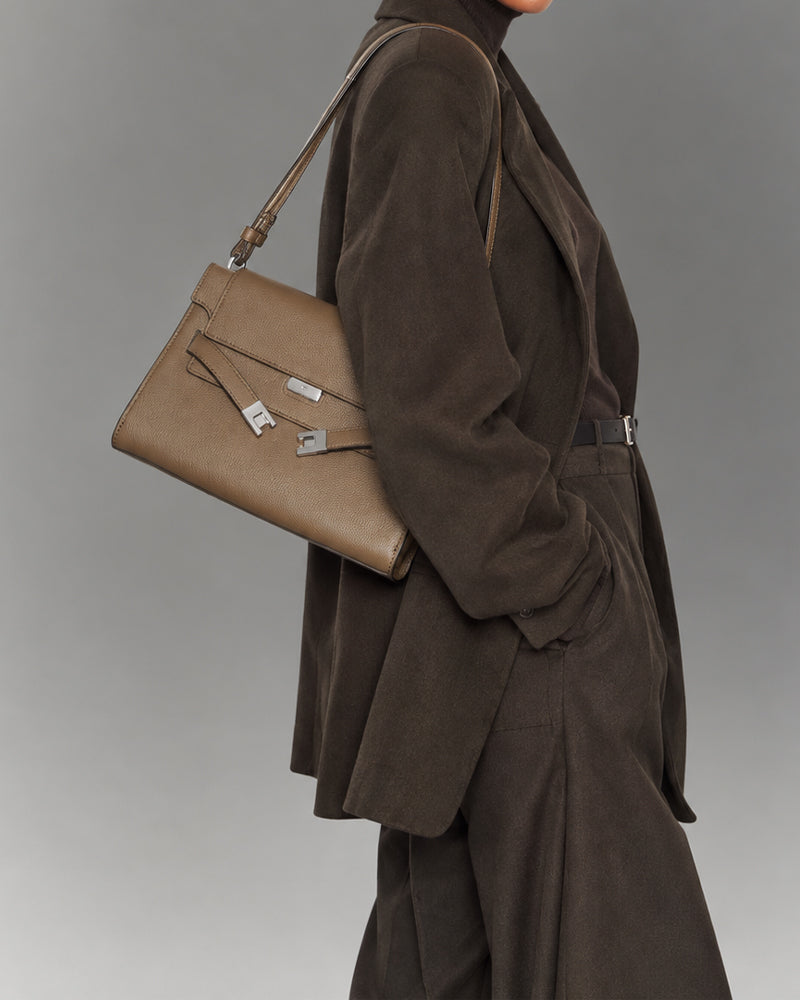 Everyday-Pebbled-Leather-Flap-Shoulder-Bag-7