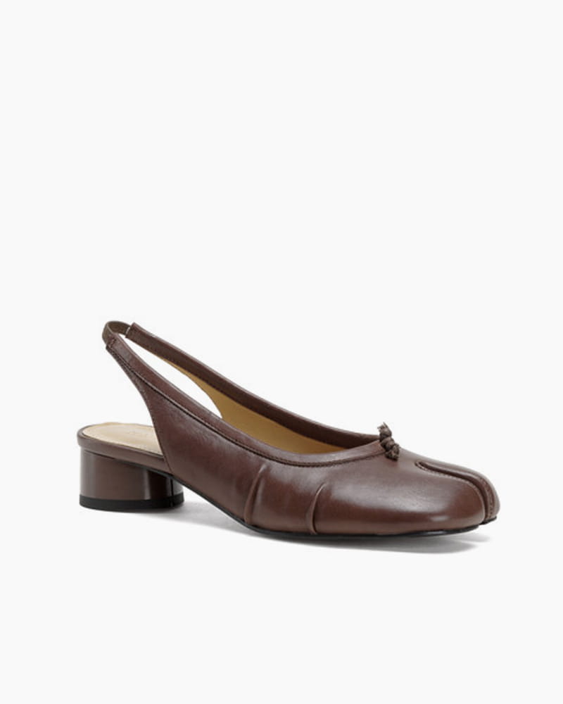 Urban-Stroll-Split-Toe-Leather-Slingback-Flats-8