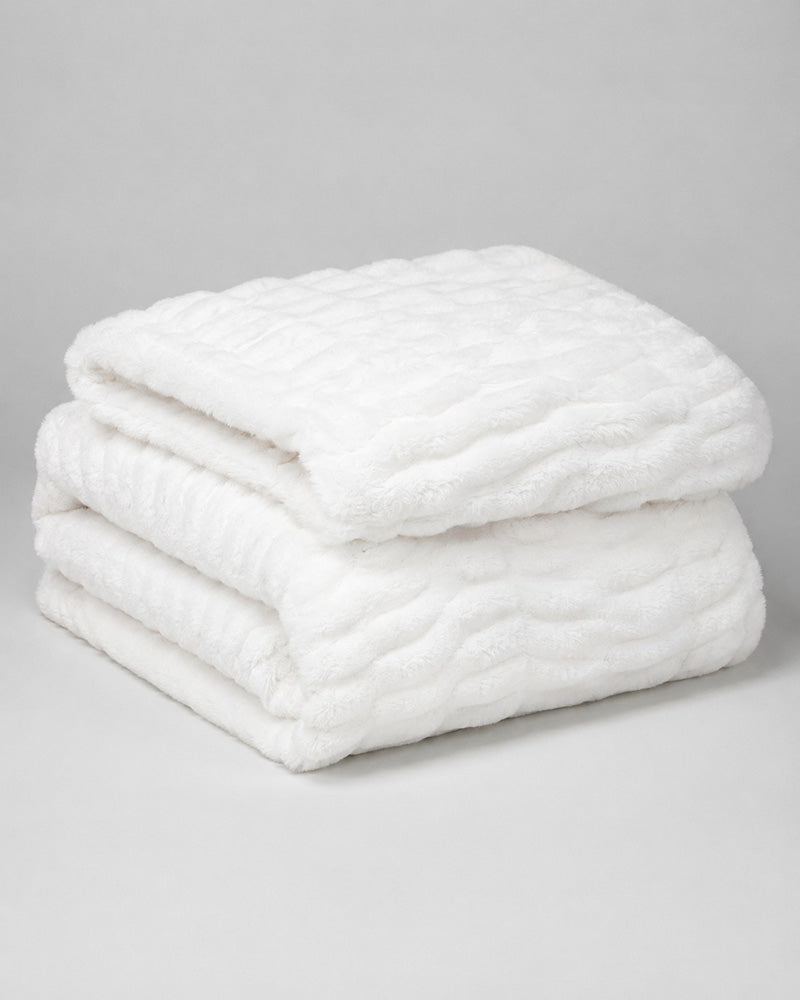 (Clean Up) Cozy Vegan Polyester Blanket