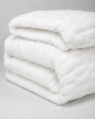 (Clean Up) Cozy Vegan Polyester Blanket