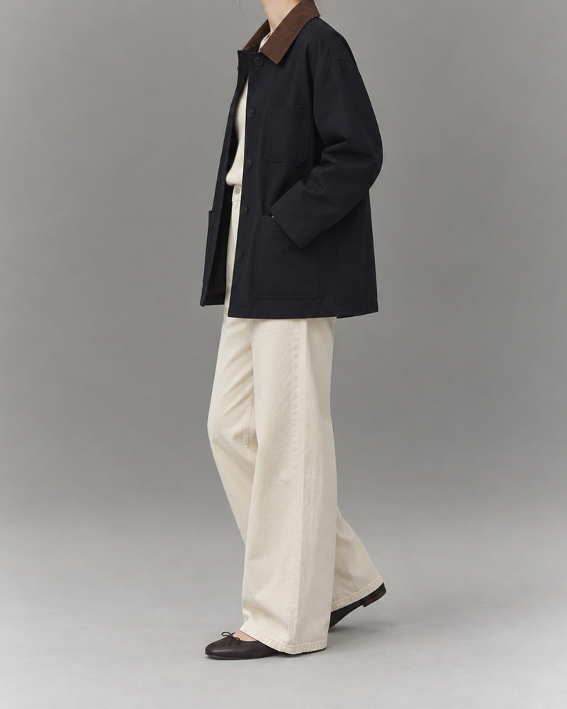 Everyday-Cotton-Chore-Jacket-With-Contrast-Collar-23