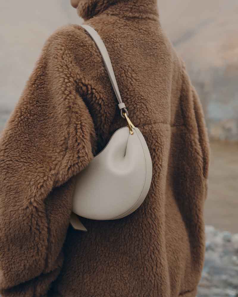 Weekend-Stroll-Textured-Taupe-Shoulder-Bag-12