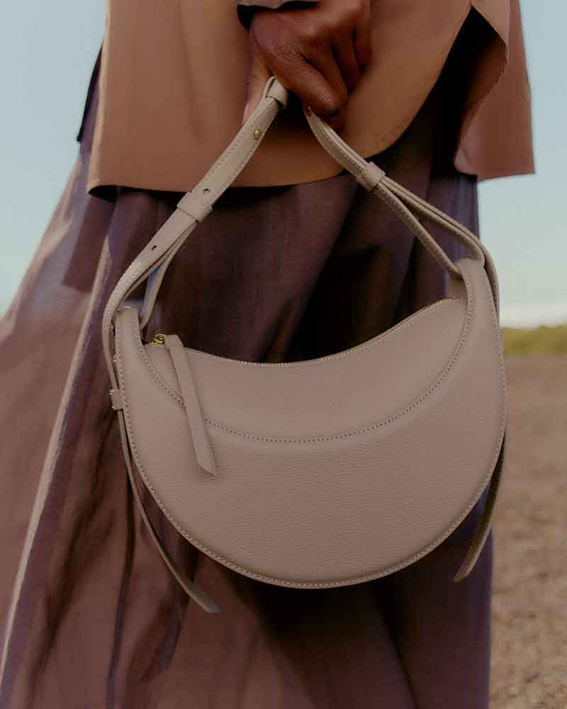 Everyday-City-Textured-Leather-Shoulder-Bag-49