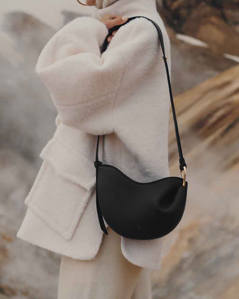 Weekend-Stroll-Textured-Taupe-Shoulder-Bag-2