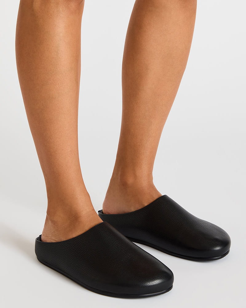 Everyday-Lounge-Leather-Slide-Mule-1