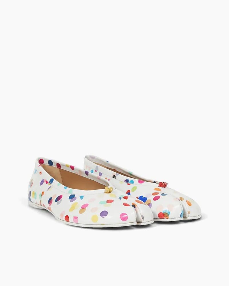 Playful-Polka-Dot-Everyday-Split-Toe-Flats-5