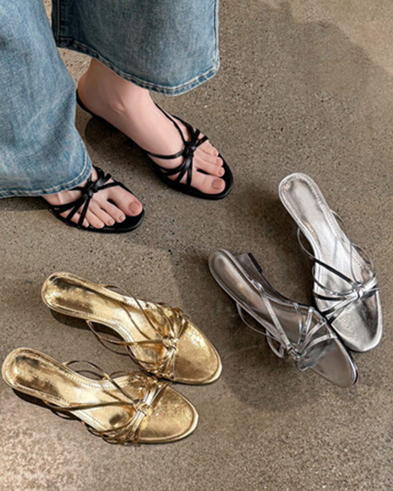 Holiday-Street-Metallic-Strappy-Slide-Sandals-2