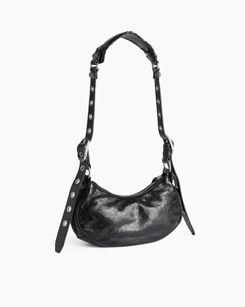 Nightout-Gothic-Heart-Charm-Shoulder-Bag-5