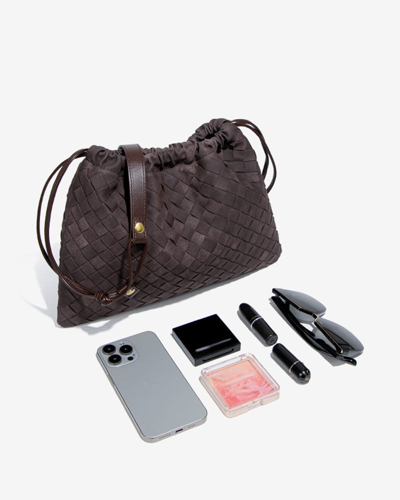 Chic-Woven-Everyday-City-Shoulder-Bag-5