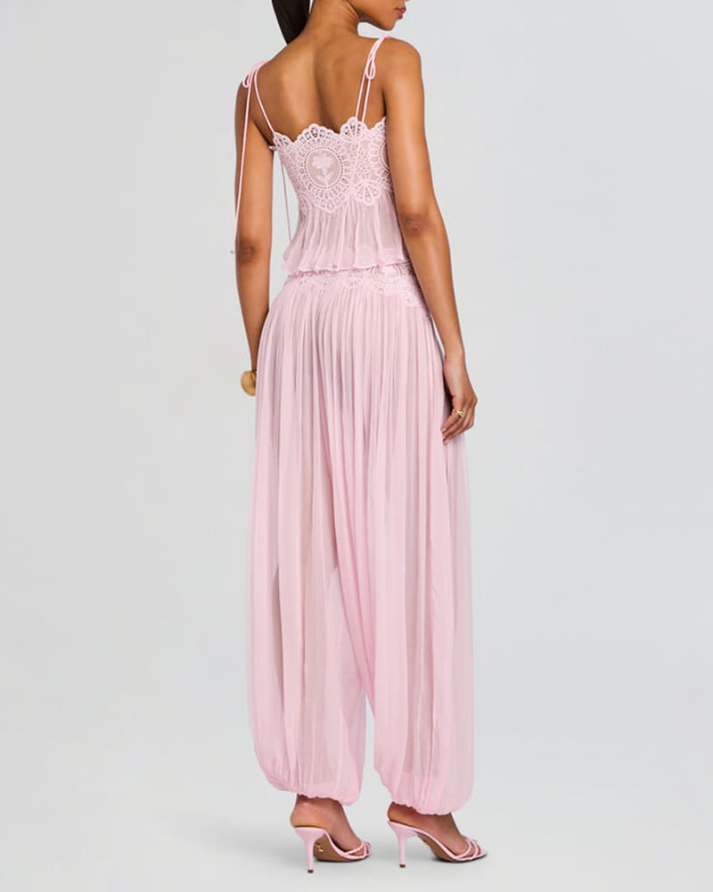 Romantic-Resort-Lace-Trimmed-Summer-Two-Piece-Set-2