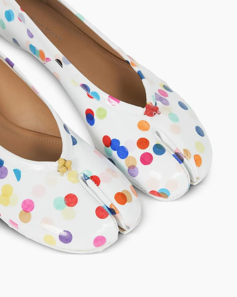 Playful-Polka-Dot-Everyday-Split-Toe-Flats-1