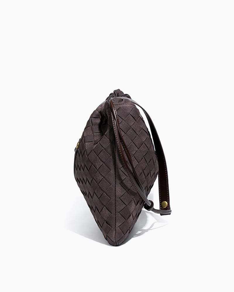Chic-Woven-Everyday-City-Shoulder-Bag-3