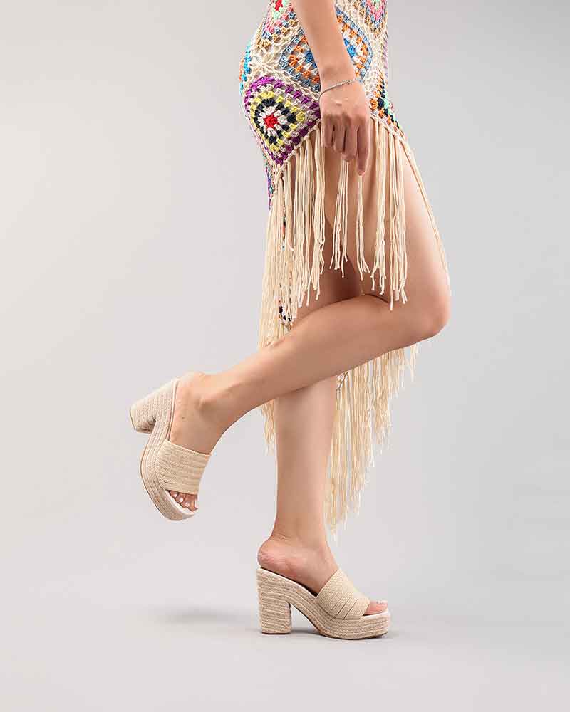 Weekend-Beach-Style-Woven-Platform-Mules-2