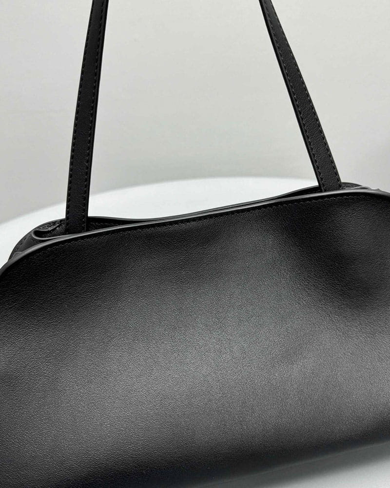Evening-Stroll-Minimal-Leather-Shoulder-Clutch-2