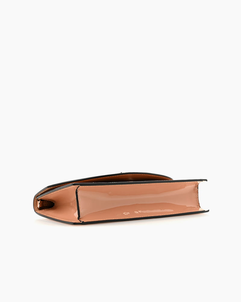 Evening-Chic-Patent-Leather-Crossbody-Clutch-4