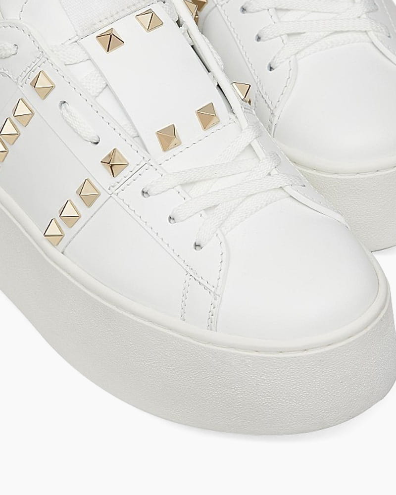 Chic-Street-Studded-Platform-Casual-Sneakers-2