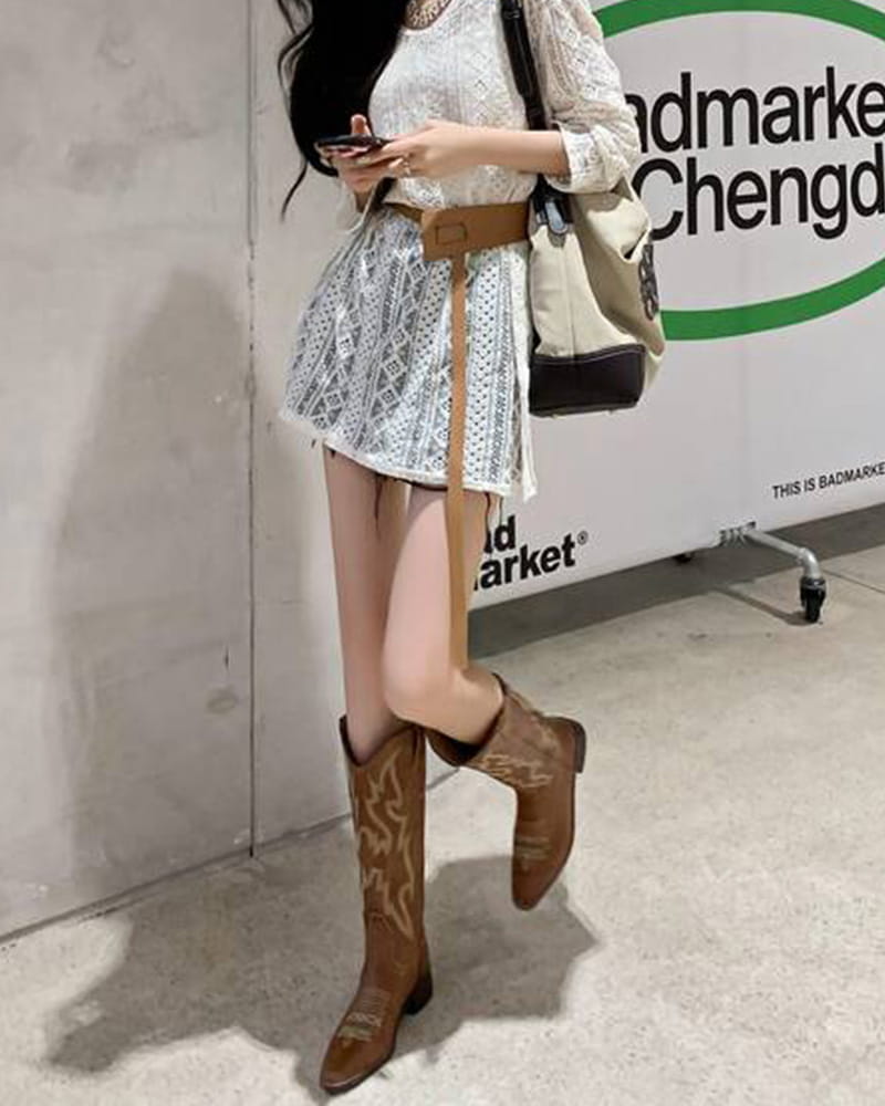 Weekend-Rodeo-Tall-Cowhide-Western-Boots-4