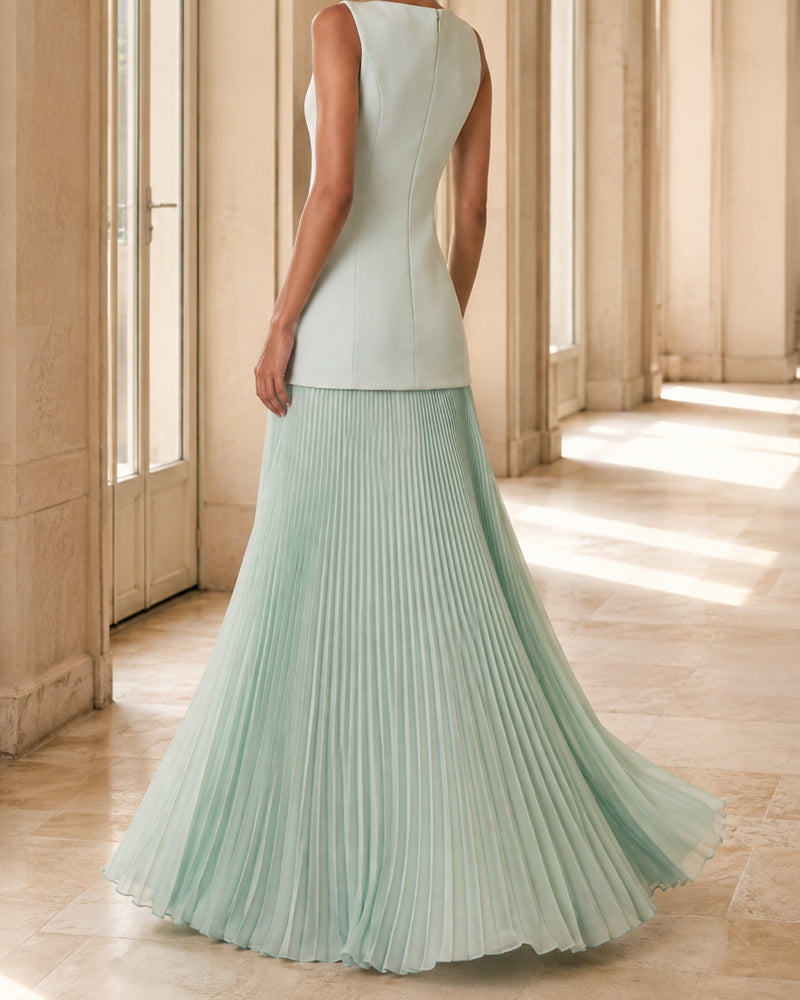 Sunlit-Soirée-Pleated-Boat-Neck-Maxi-Gown-12