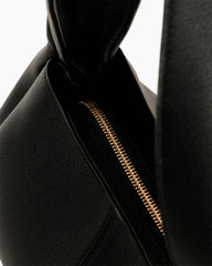 Gallery-Stroll-Pebbled-Leather-Shoulder-Bag-1