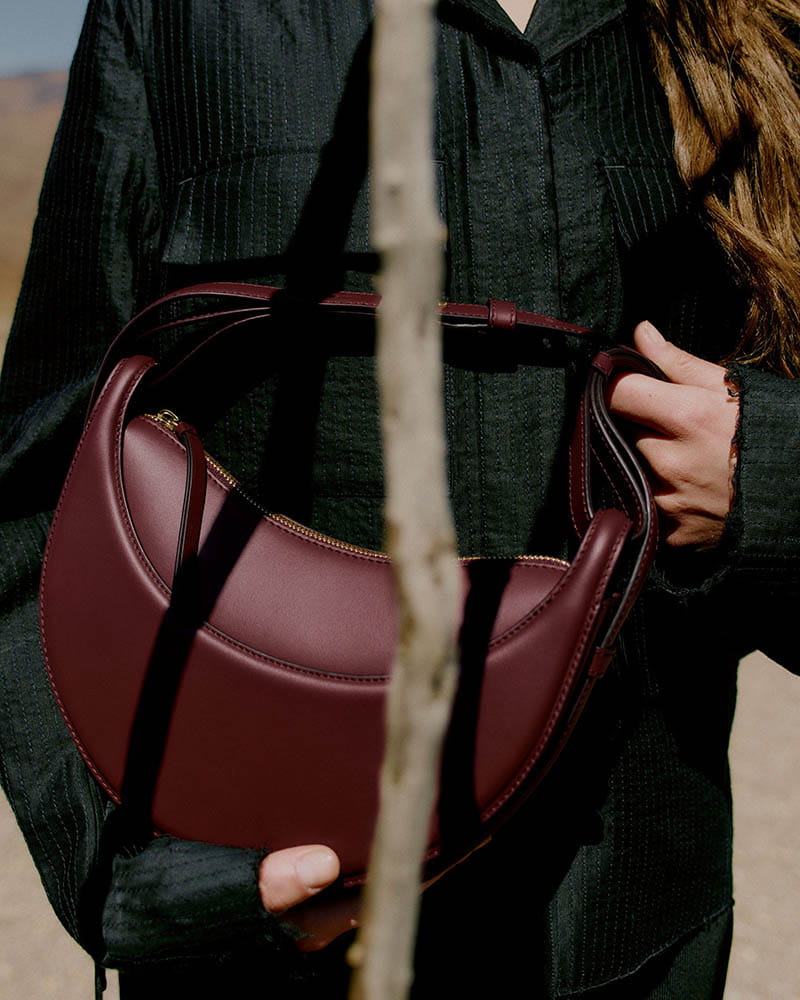 Everyday-City-Textured-Leather-Shoulder-Bag-15