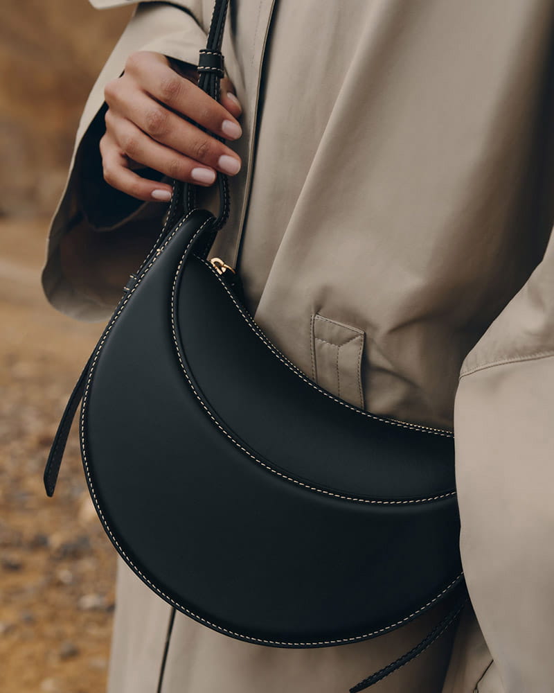 Everyday-City-Textured-Leather-Shoulder-Bag-10