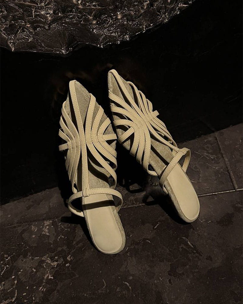 Summer-Stroll-Pointed-Toe-Woven-Suede-Mules-8