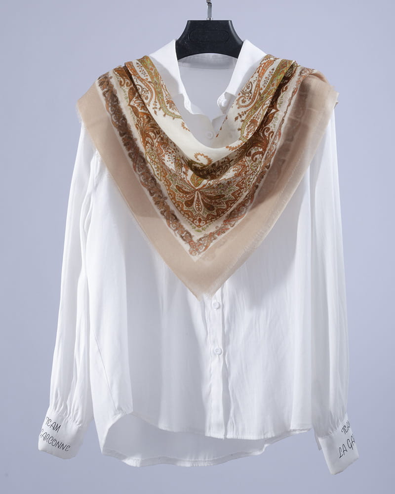 Elegant-Autumn-Paisley-Wool-Square-Neck-Scarf-24