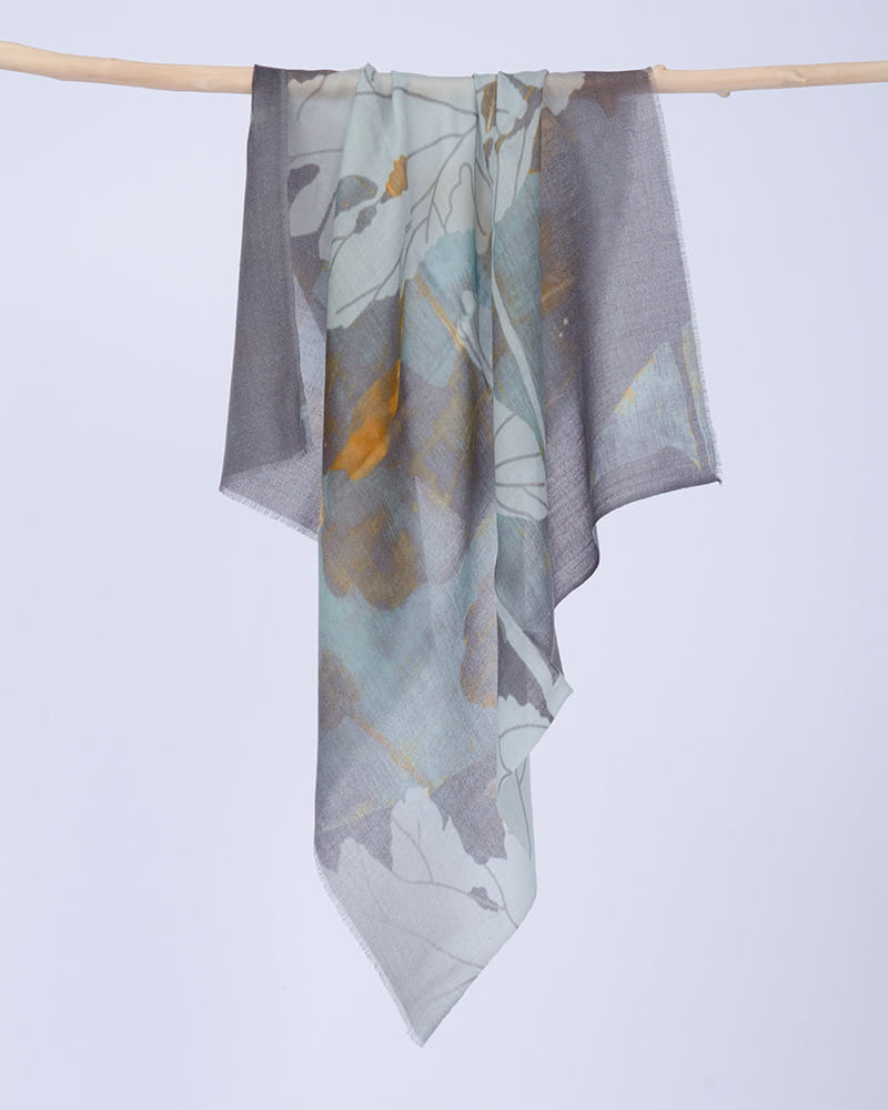 Elegant-Autumn-Paisley-Wool-Square-Neck-Scarf-12