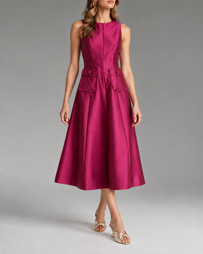 Sleeveless-Round-Neck-Travel-Midi-Dress-With-Flap-Pockets-17