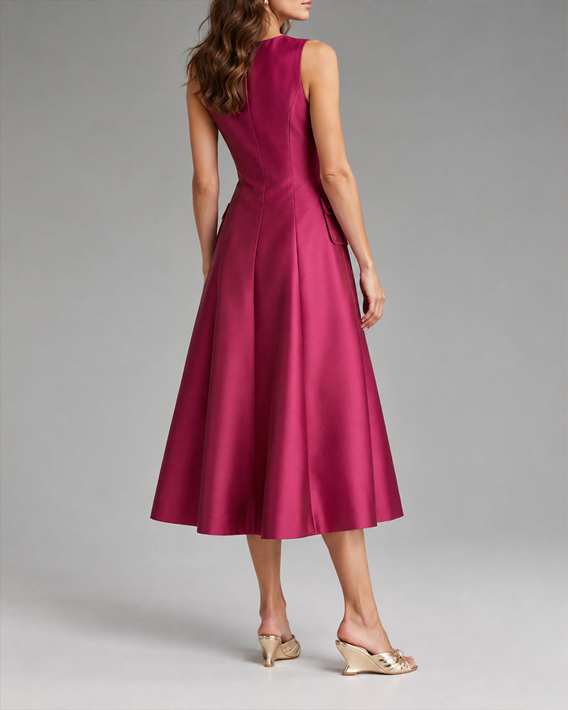 Sleeveless-Round-Neck-Travel-Midi-Dress-With-Flap-Pockets-13