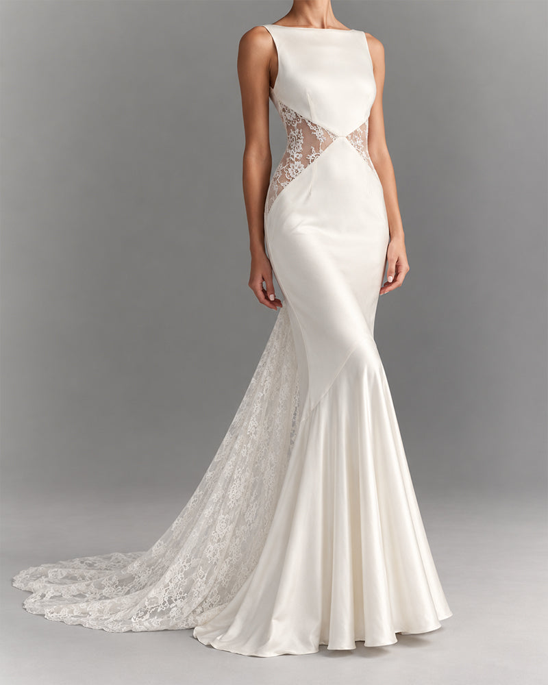 Ivory-Sleeveless-Lace-Panel-Mermaid-Wedding-Gown-2
