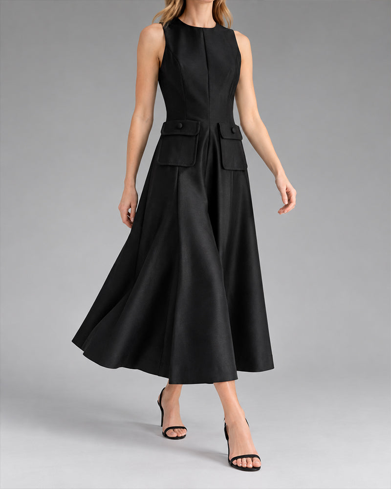 Sleeveless-Round-Neck-Travel-Midi-Dress-With-Flap-Pockets-4