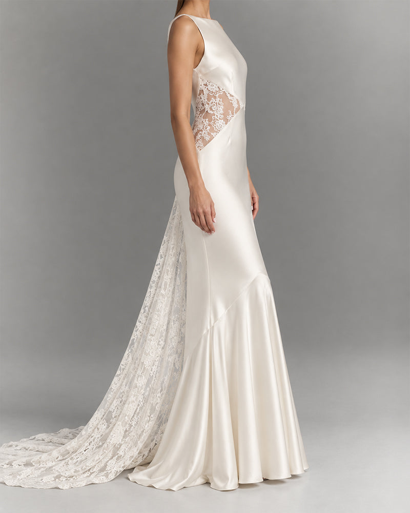 Ivory-Sleeveless-Lace-Panel-Mermaid-Wedding-Gown-1