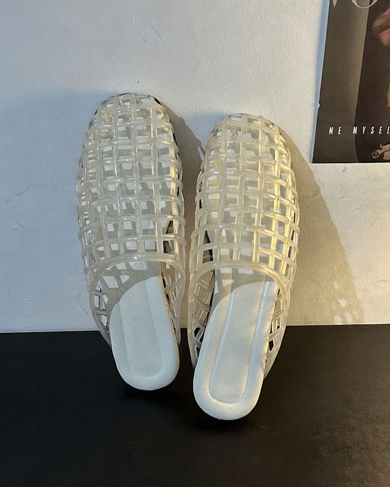 Urban-Getaway-Cutout-Jelly-Slide-Sandals-12