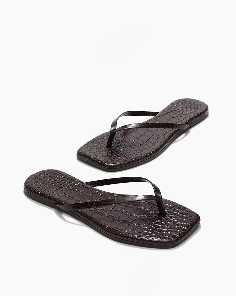 Twilight-Stroll-Croc-Textured-Platform-Slingback-Mules-7